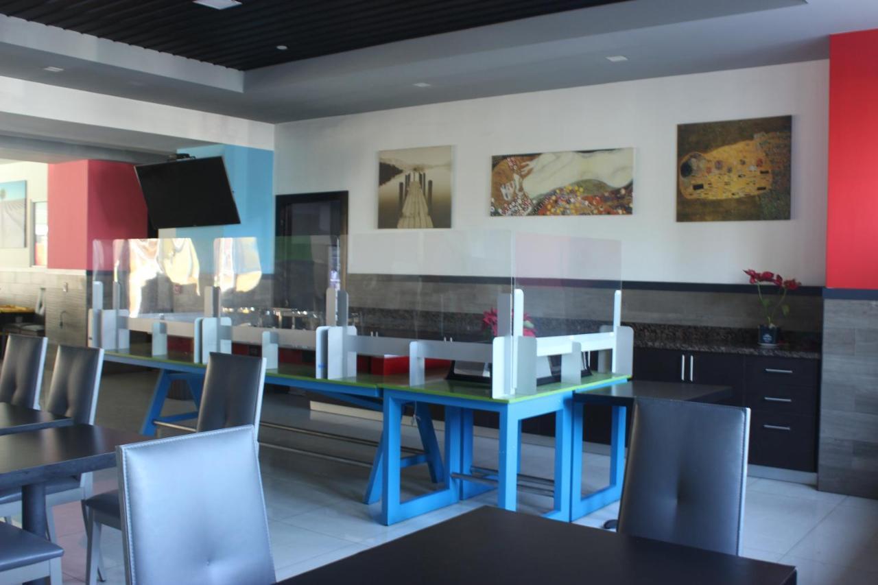 Beverly Hills: Hotel And Business Nuevo Cuscatlan ภายนอก รูปภาพ