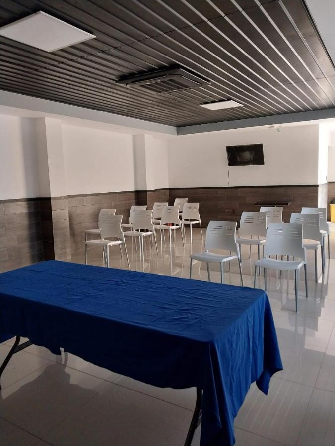 Beverly Hills: Hotel And Business Nuevo Cuscatlan ภายนอก รูปภาพ