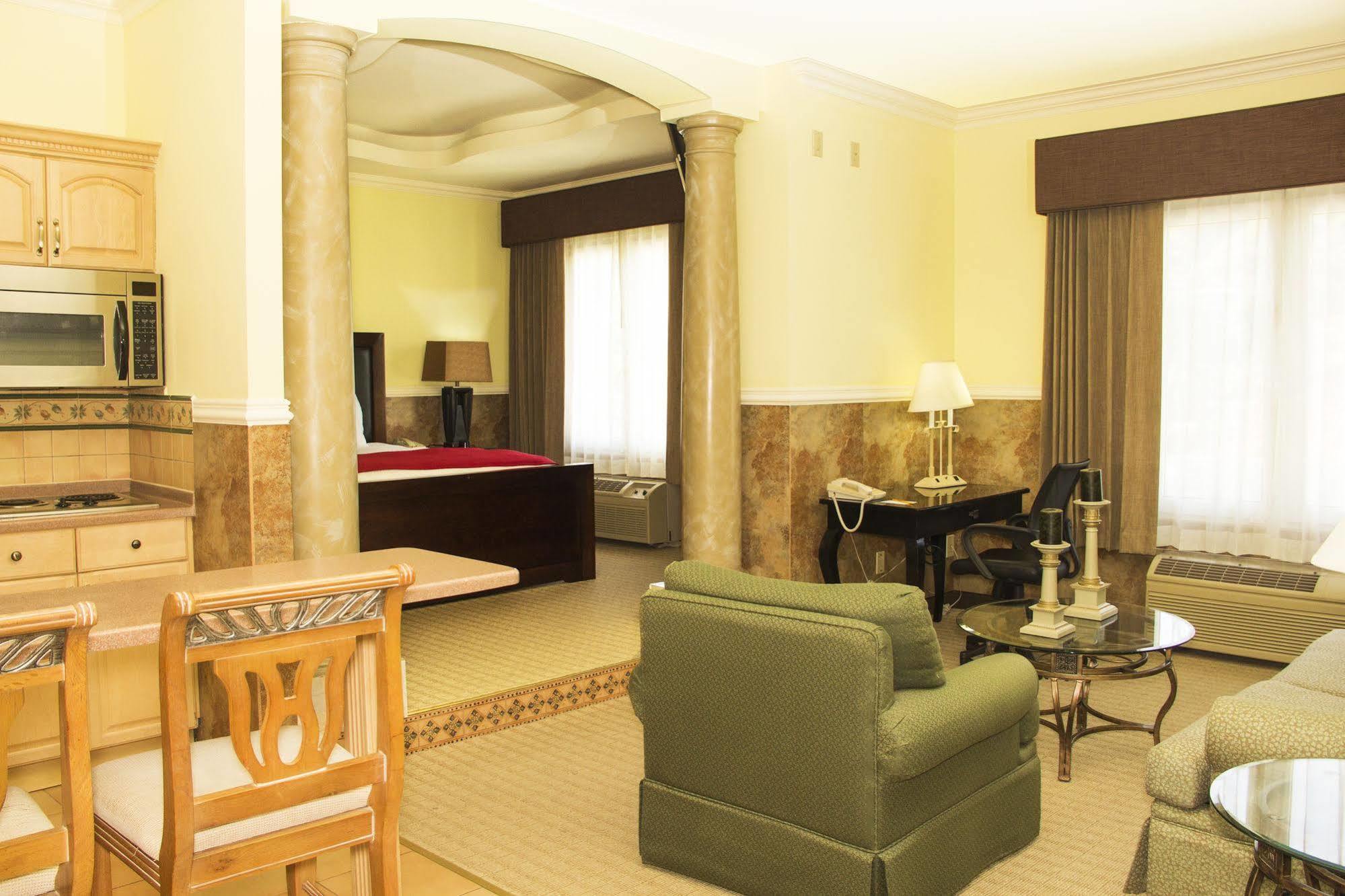 Beverly Hills: Hotel And Business Nuevo Cuscatlan ภายนอก รูปภาพ