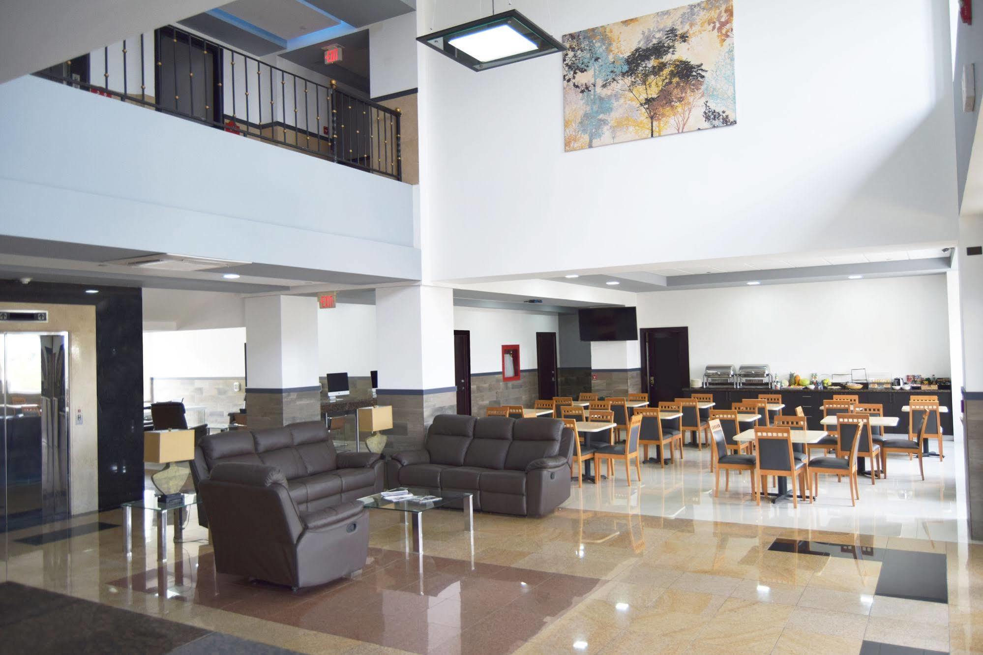Beverly Hills: Hotel And Business Nuevo Cuscatlan ภายนอก รูปภาพ