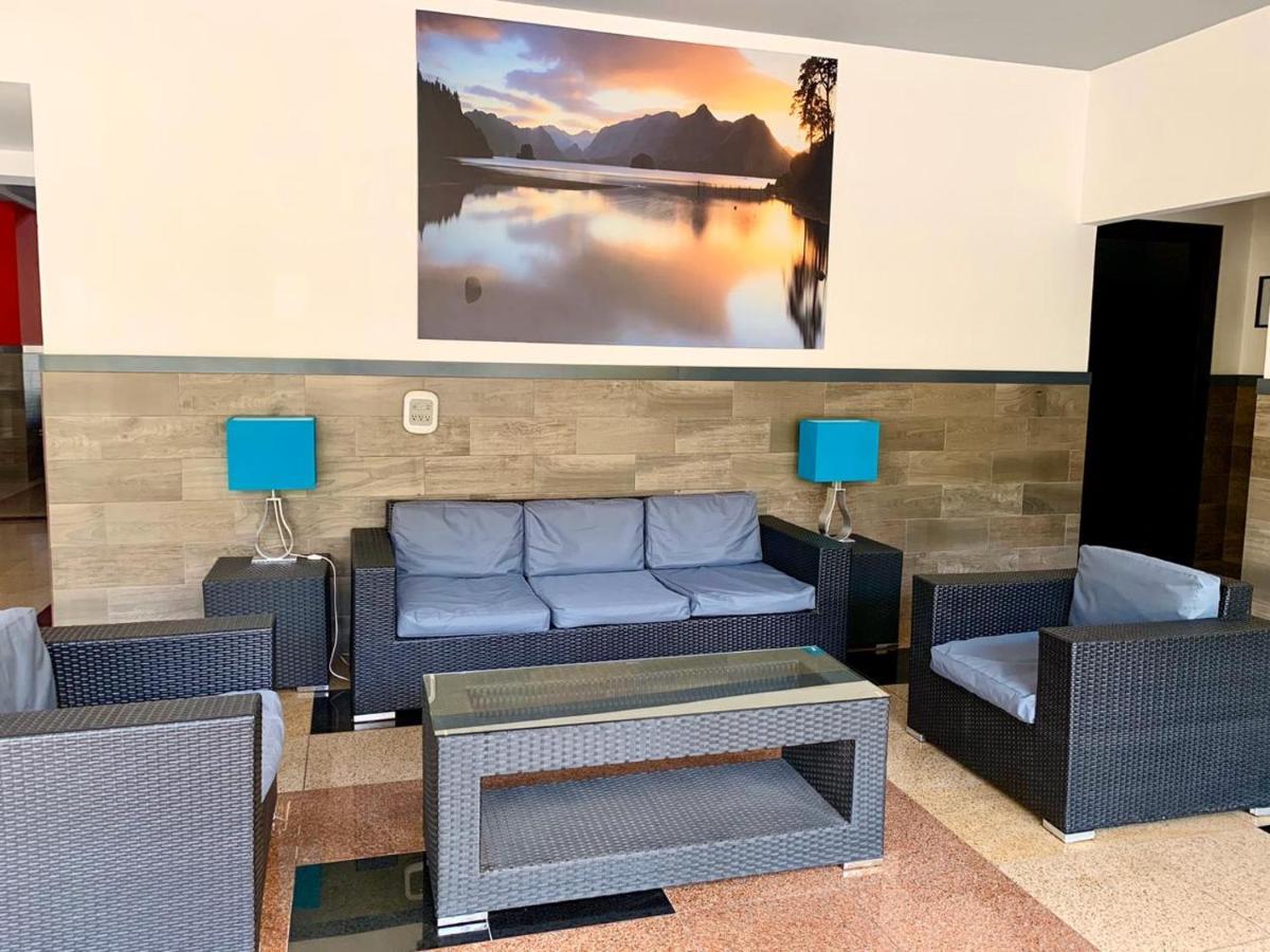 Beverly Hills: Hotel And Business Nuevo Cuscatlan ภายนอก รูปภาพ