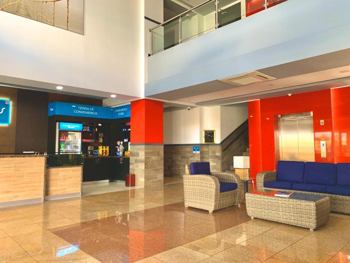 Beverly Hills: Hotel And Business Nuevo Cuscatlan ภายนอก รูปภาพ